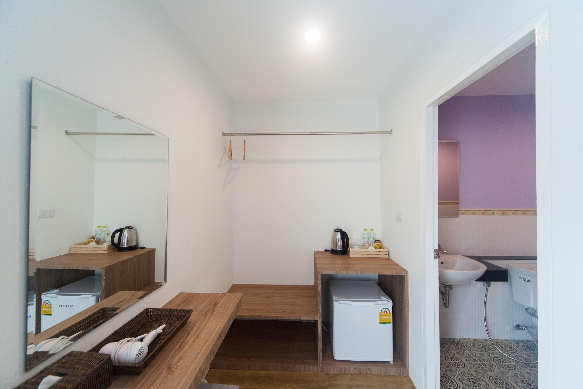 Anchan Laguna Hotel โรงแรมอัญชันลากูน่า Khon Kaen Ngoại thất bức ảnh